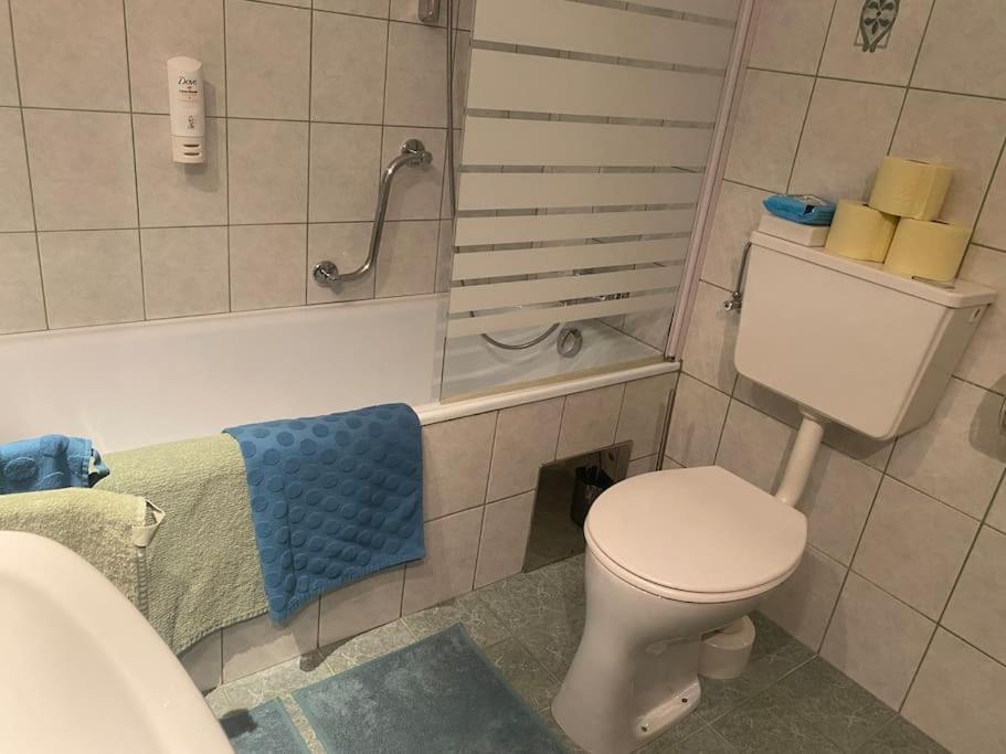 Schoene Ferienwohnung Mit Wolfgangseeblick Strobl Exterior photo