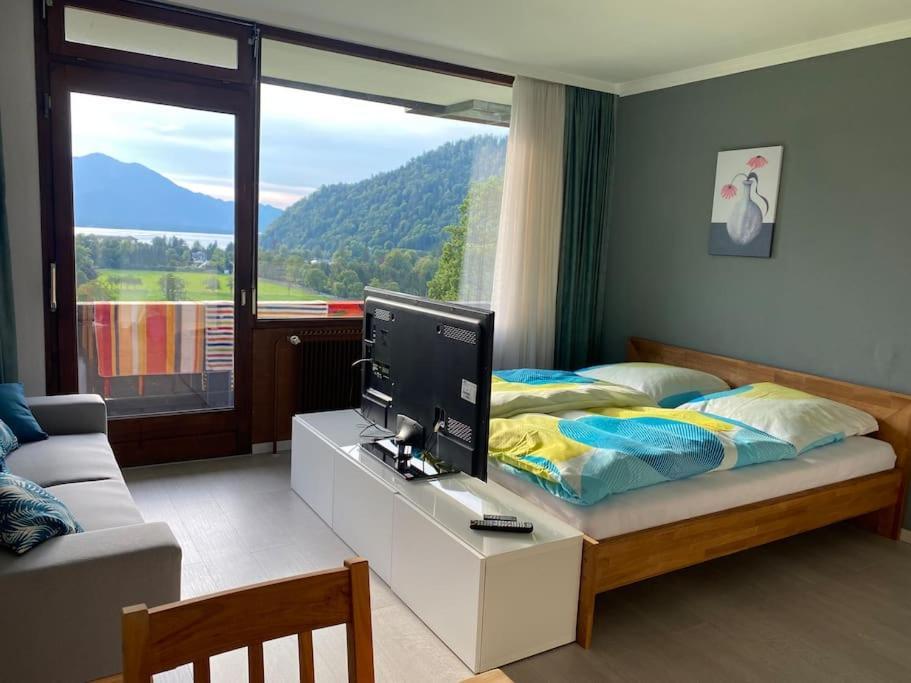 Schoene Ferienwohnung Mit Wolfgangseeblick Strobl Exterior photo